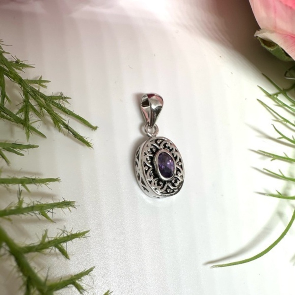 NEW⚜️Ornate Purple Crystal Oval Pendant/Charm